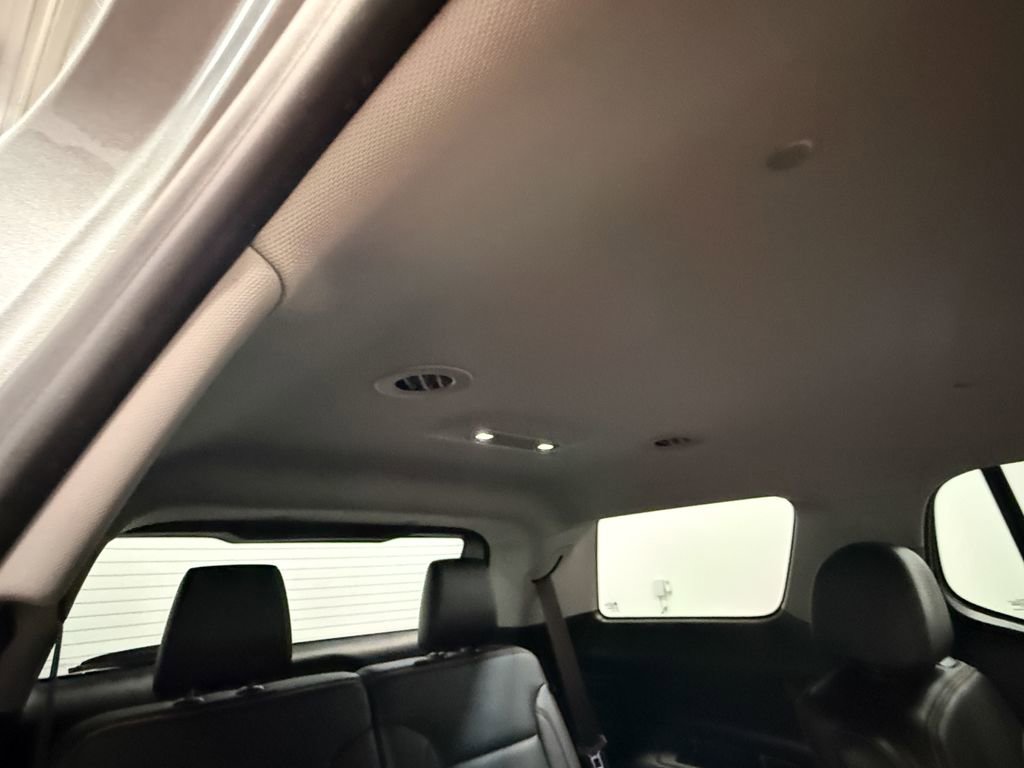 Used 2023 GMC Acadia AT4 AWD/4WD image 69