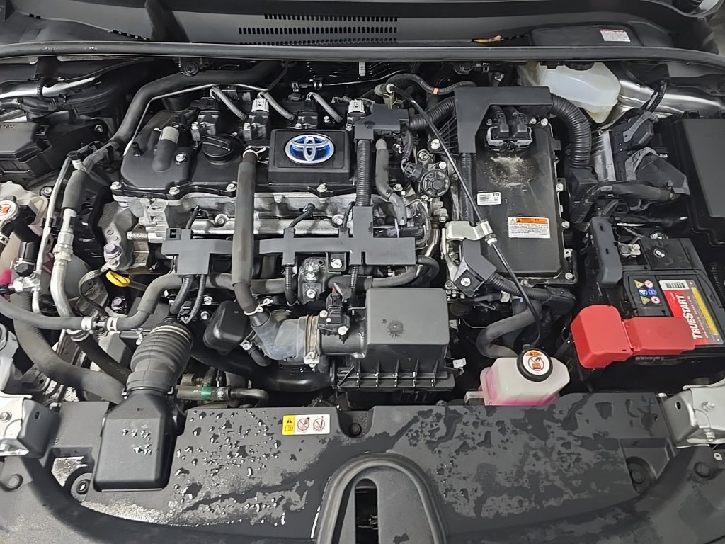 Used 2021 Toyota Corolla LE FWD image 12