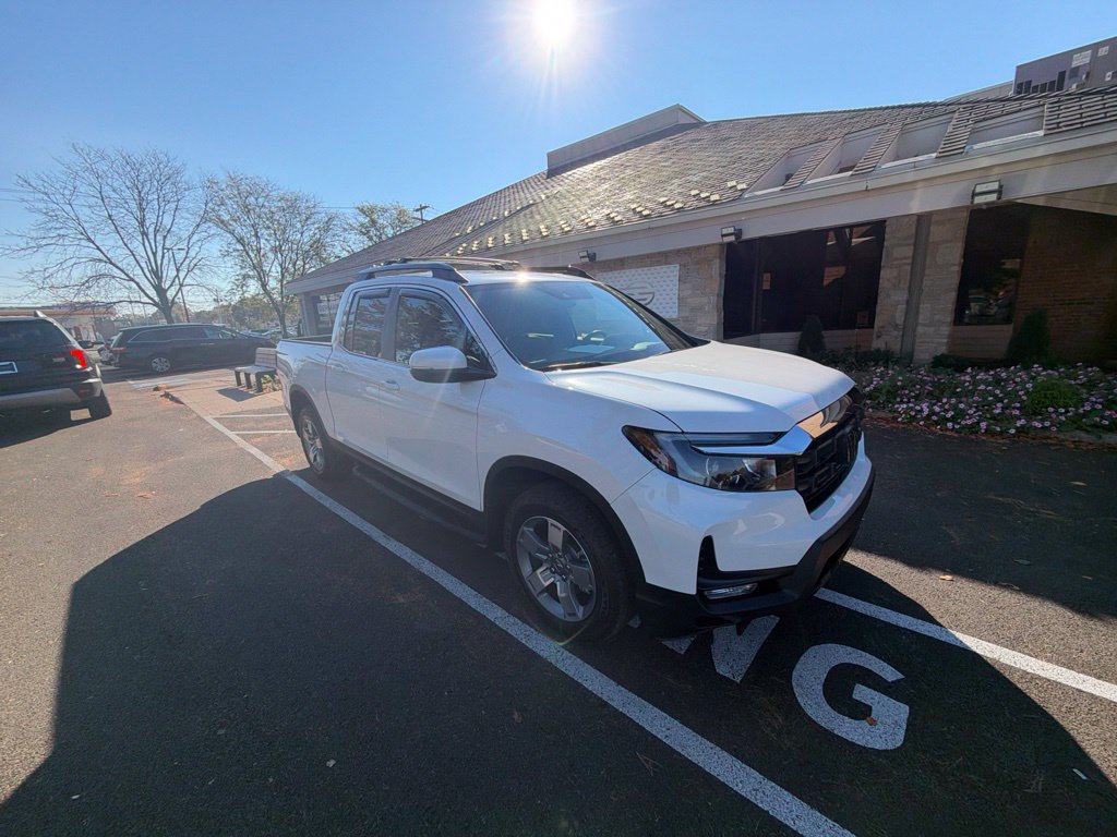 Used 2025 Honda Ridgeline RTL image 4