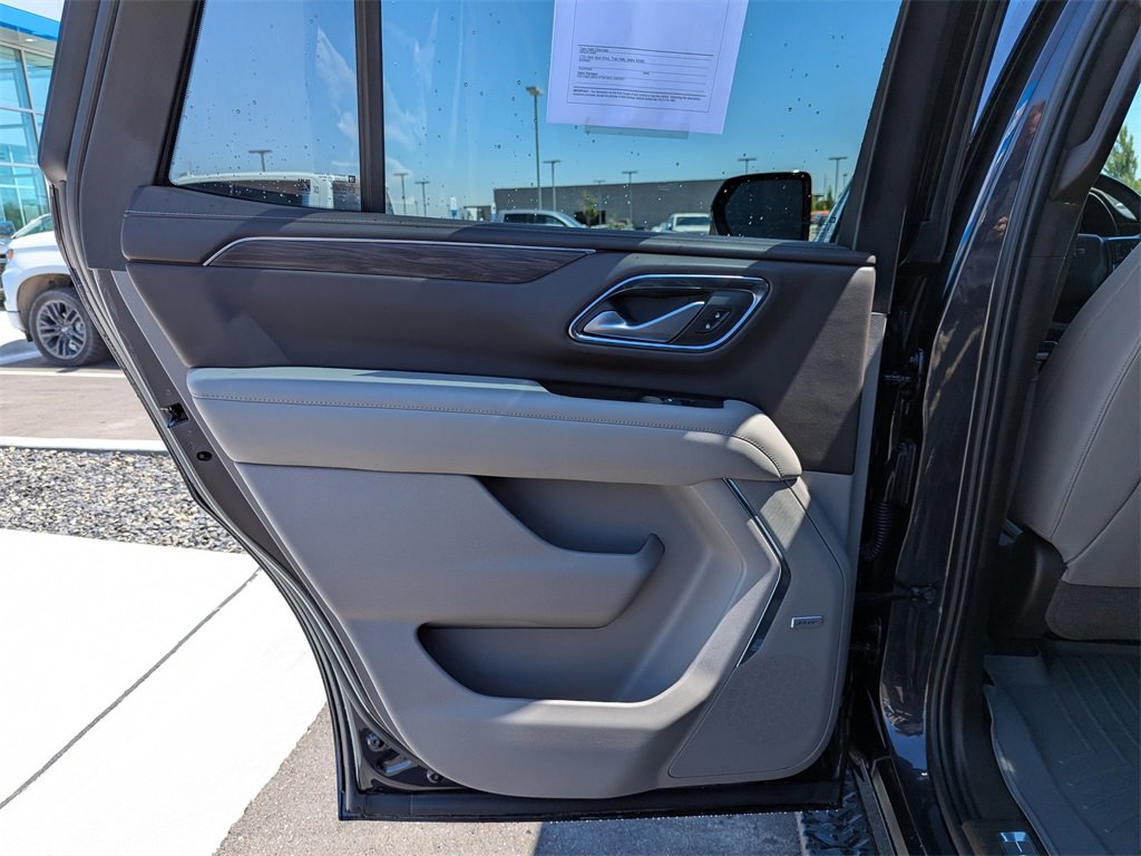 Certified 2022 Chevrolet Tahoe Z71 w/ Luxury Package image 31