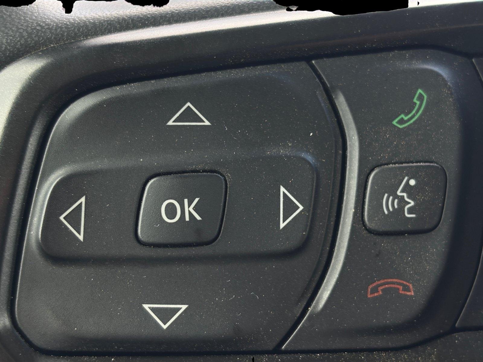 Used 2023 Jeep Gladiator Sport AWD/4WD image 15