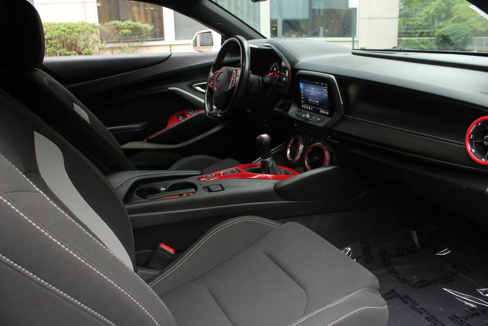 Used 2020 Chevrolet Camaro SS RWD image 21
