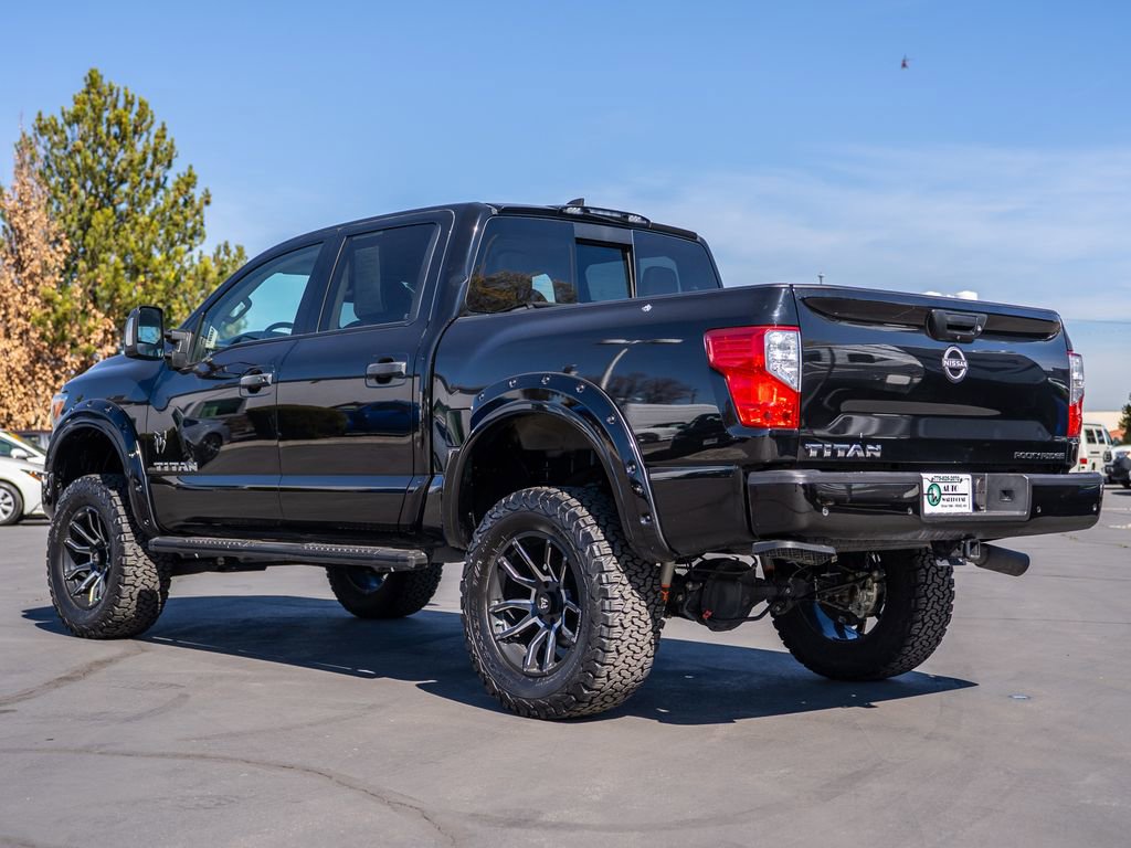 Used 2023 Nissan Titan SV w/ SV Convenience Package image 5