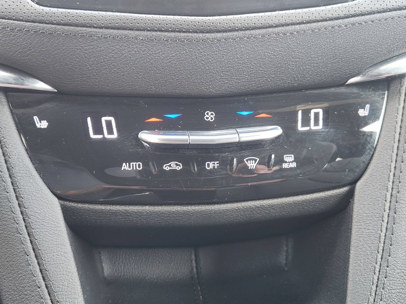 Used 2023 Cadillac XT5 Premium Luxury FWD image 24