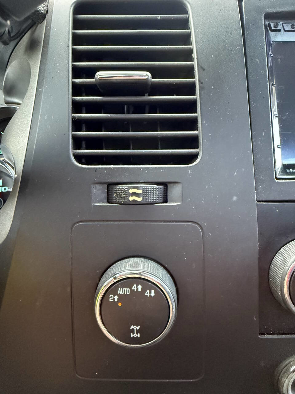 Used 2012 Chevrolet Silverado 1500 LT w/ Interior Plus Package image 12