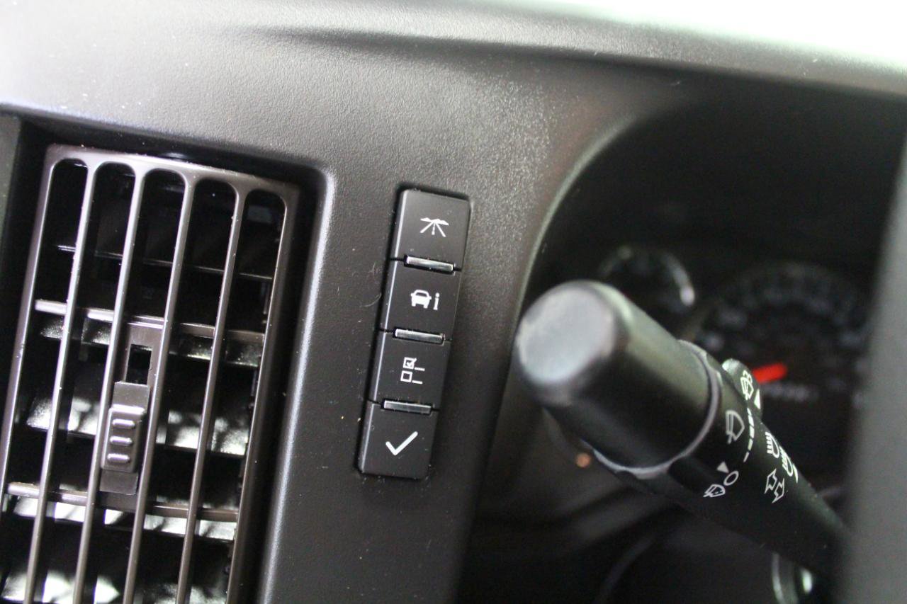 Used 2020 GMC Savana 3500 LT w/ LT Preferred Equipment Group image 12