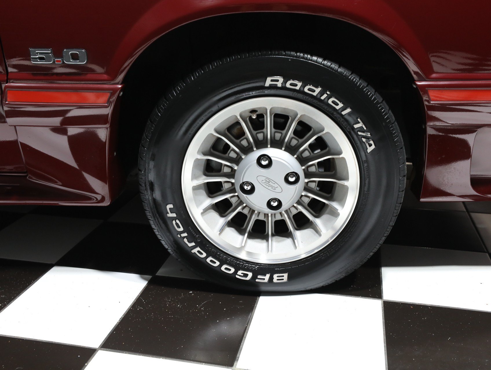 Used 1987 Ford Mustang GT RWD image 39