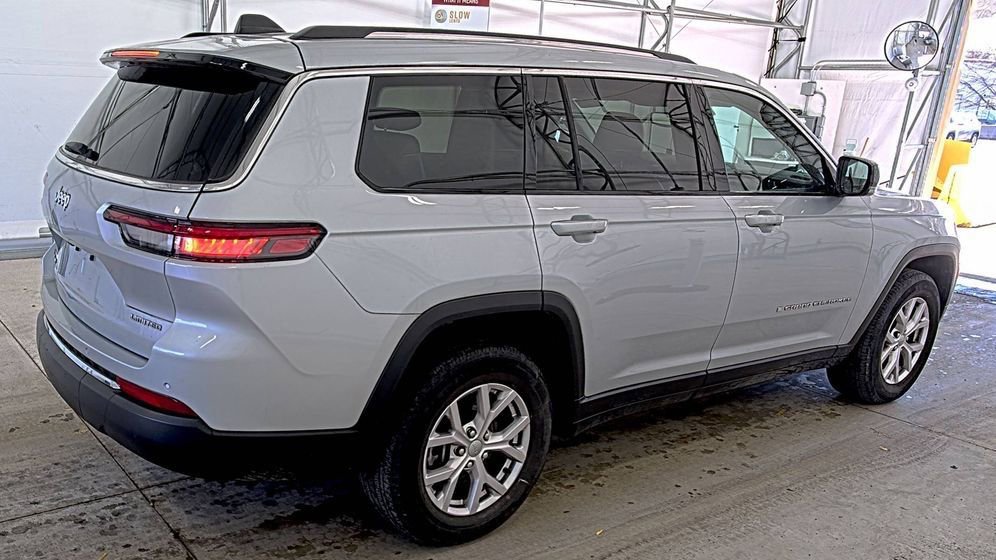 Used 2021 Jeep Grand Cherokee L Limited image 6