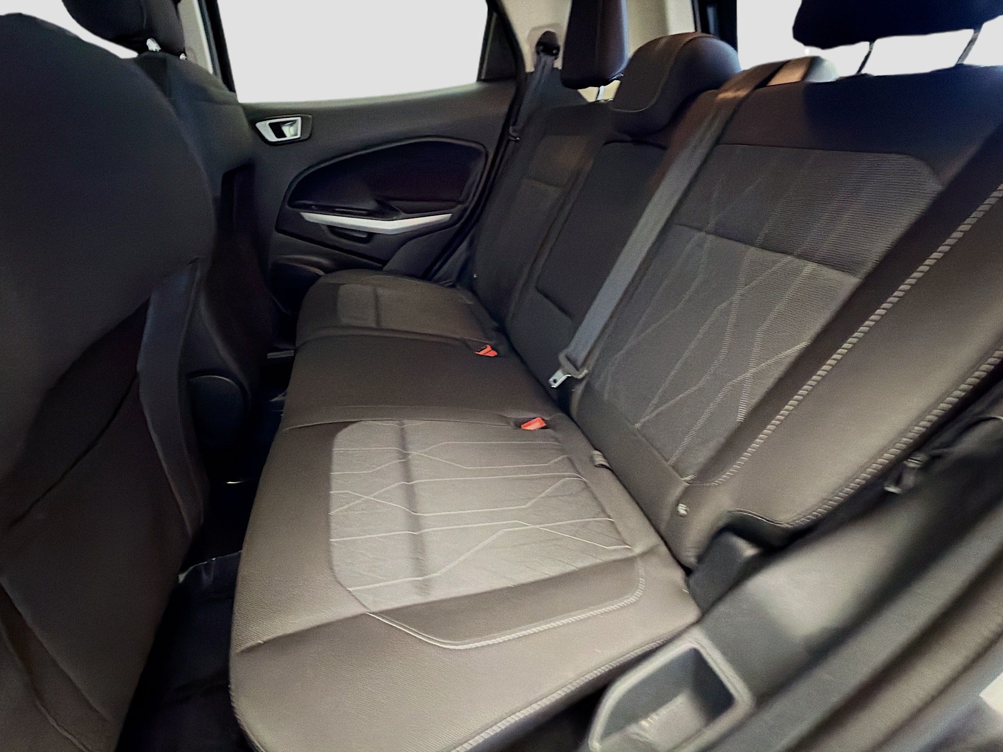 Used 2018 Ford EcoSport SE FWD image 12