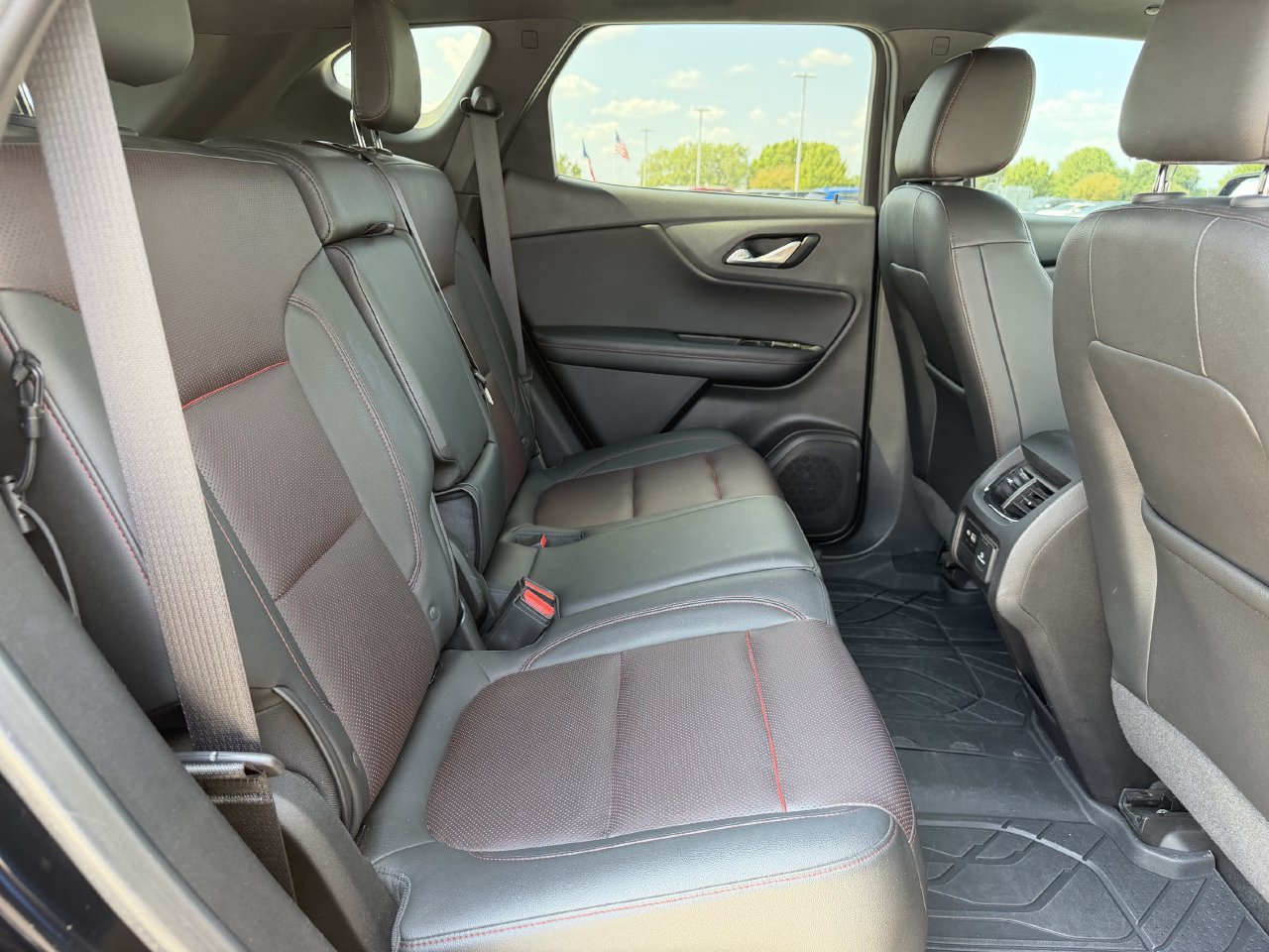 Used 2019 Chevrolet Blazer RS FWD image 27