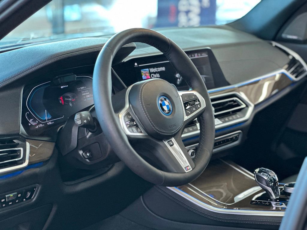 Used 2023 BMW X5 xDrive45e w/ Executive Package image 22