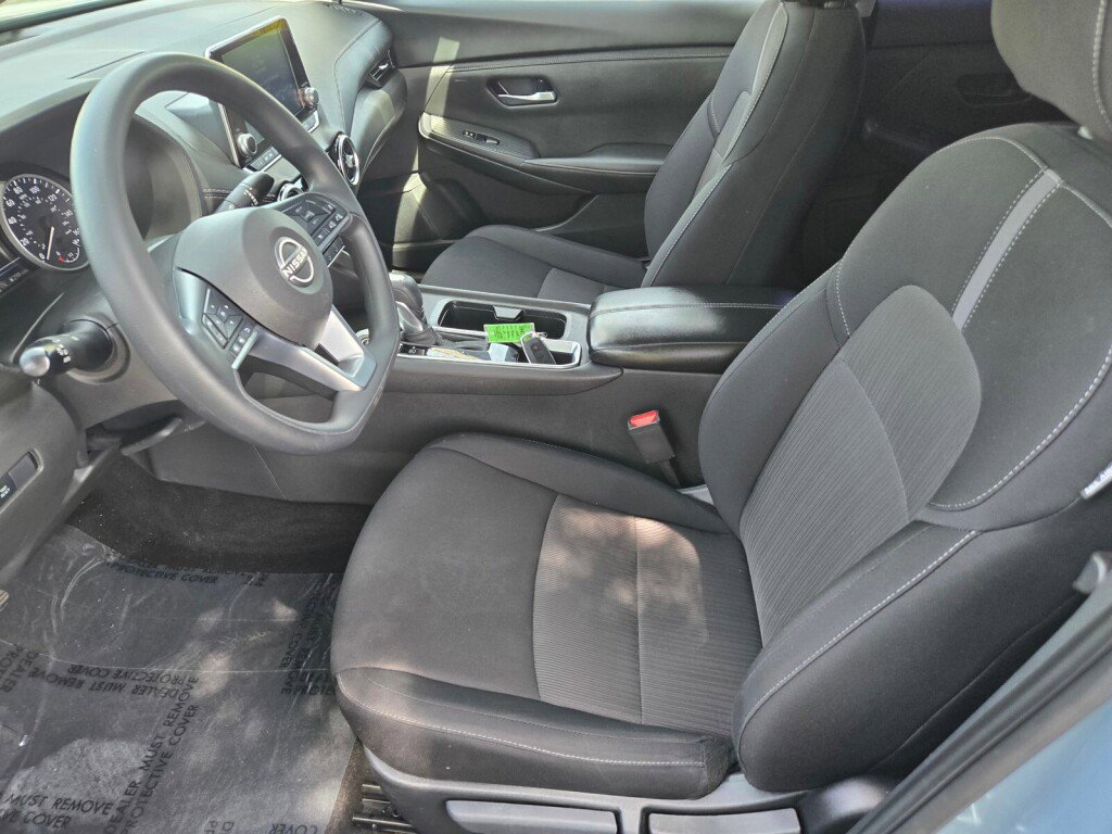 Used 2024 Nissan Sentra SV FWD image 20