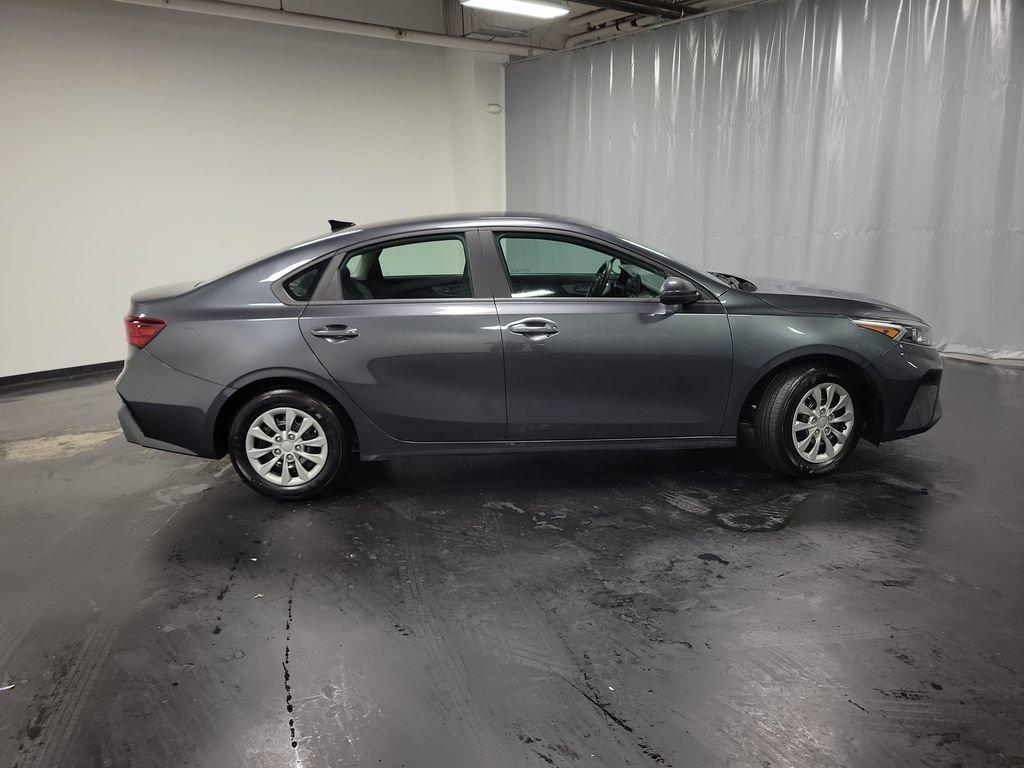 Used 2024 Kia Forte LX FWD image 9