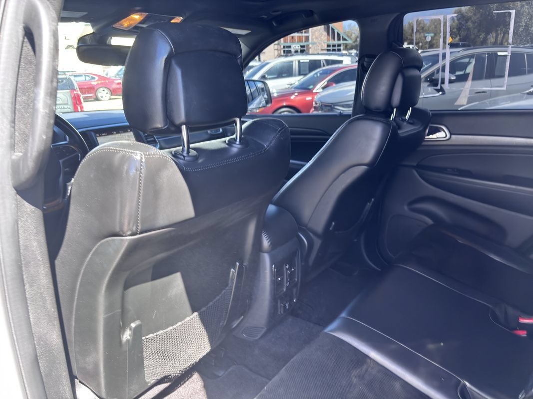 Used 2018 Jeep Grand Cherokee Altitude AWD/4WD image 33