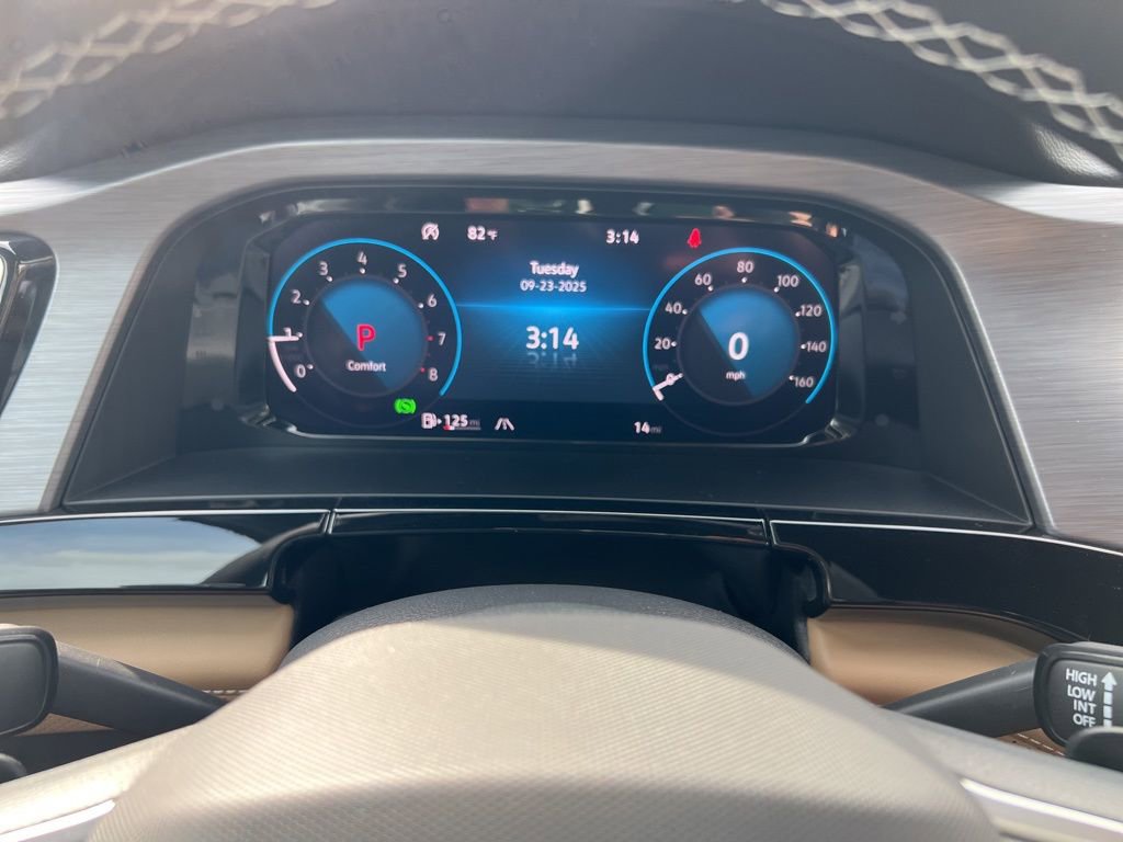 New 2026 Volkswagen Atlas Cross Sport SE image 16