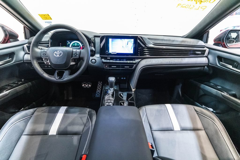 Used 2026 Toyota Camry SE w/ Convenience Package FWD image 13