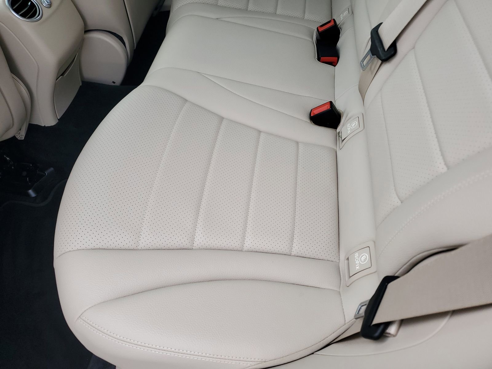 Used 2019 Mercedes-Benz GLC 350e 4MATIC image 15