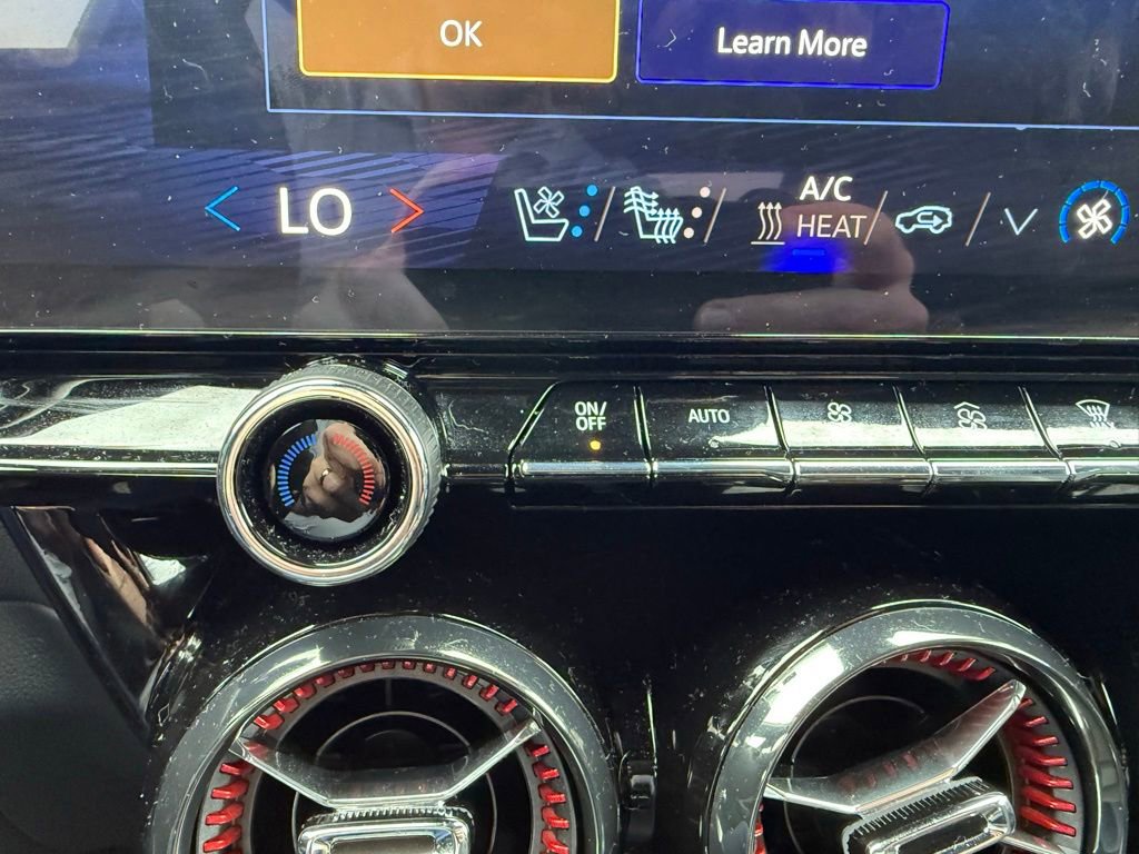 Used 2024 Chevrolet Blazer EV RS AWD/4WD image 16