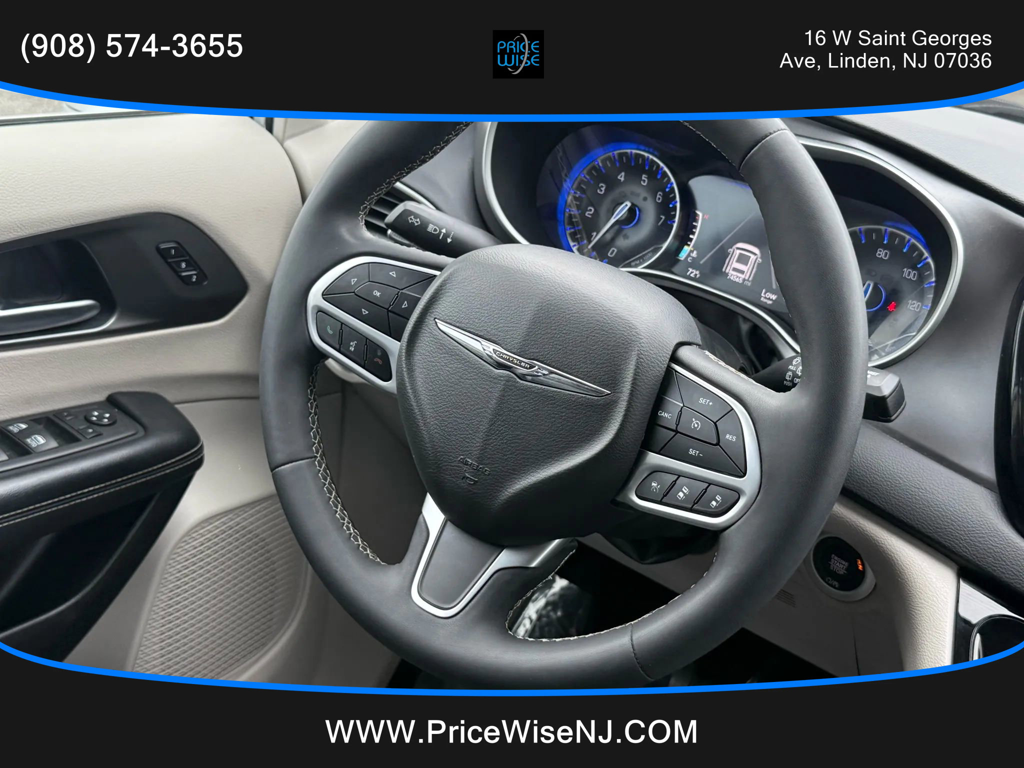 Used 2022 Chrysler Pacifica Touring-L image 11