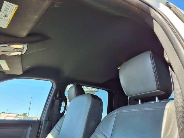 Used 2024 RAM 5500 Tradesman w/ Chrome Appearance Group AWD/4WD image 13