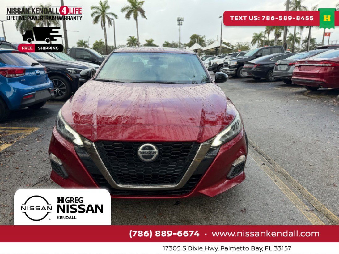 Used 2020 Nissan Altima 2.5 SR w/ Premium Package image 2
