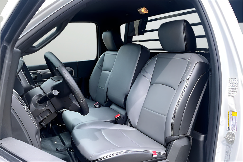 New 2024 RAM 3500 Tradesman AWD/4WD image 10