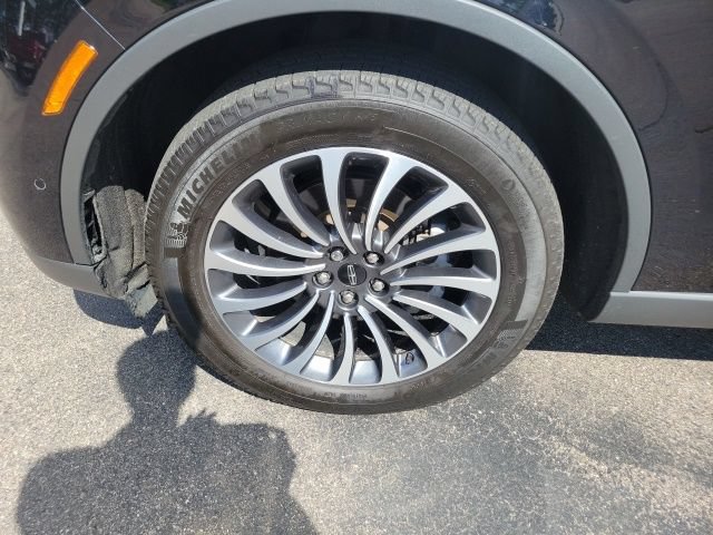 Certified 2023 Lincoln Aviator Reserve w/ Equipment Group 201A AWD/4WD image 15