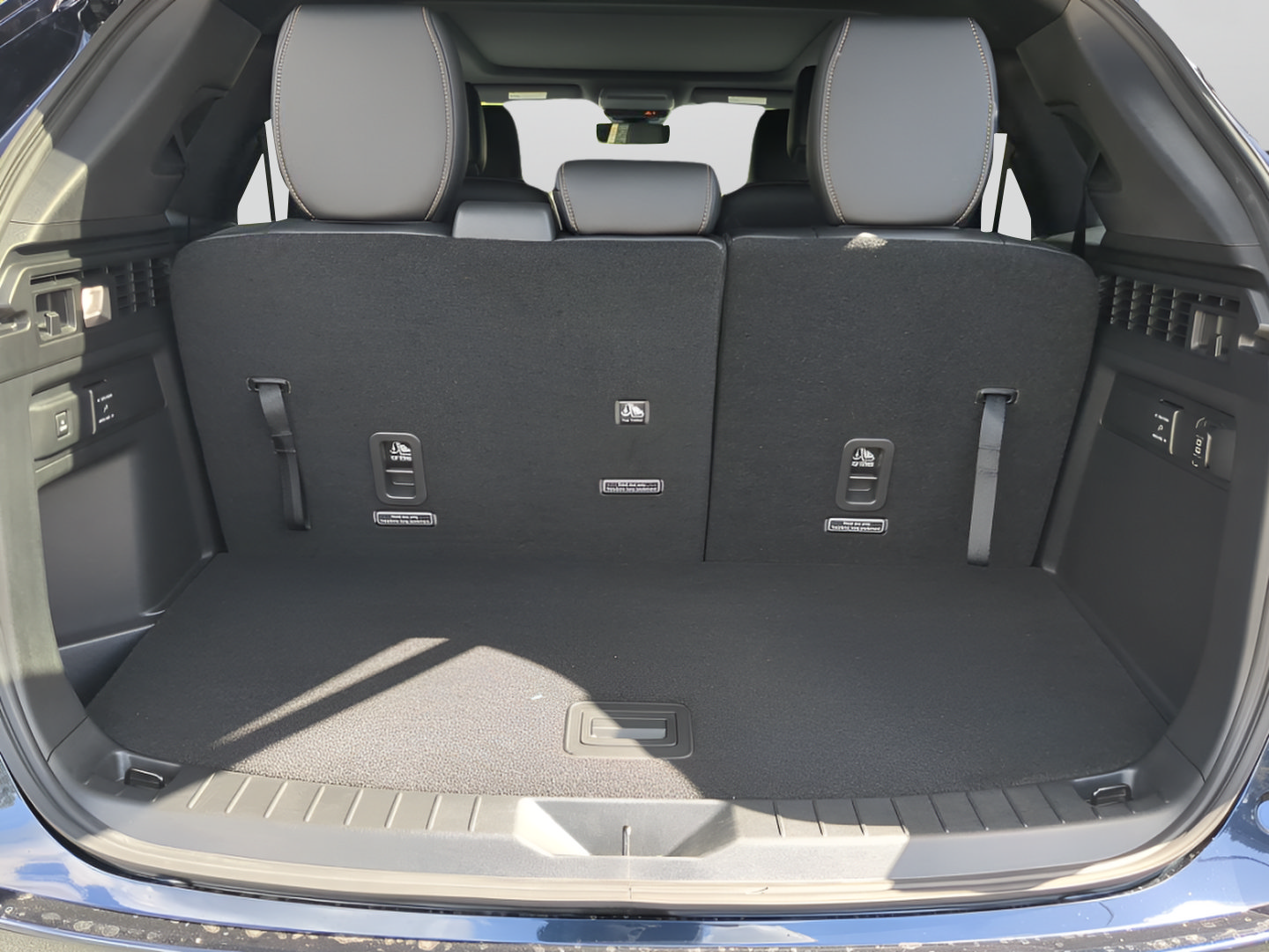 Certified 2025 MAZDA CX-90 Plug-In Hybrid w/ Premium Plus AWD/4WD image 25