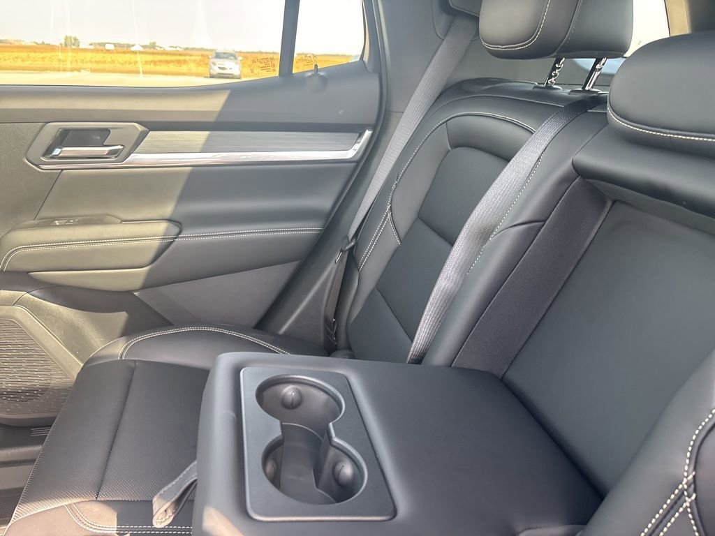 New 2026 GMC Terrain Elevation w/ Elevation Premium Package image 39