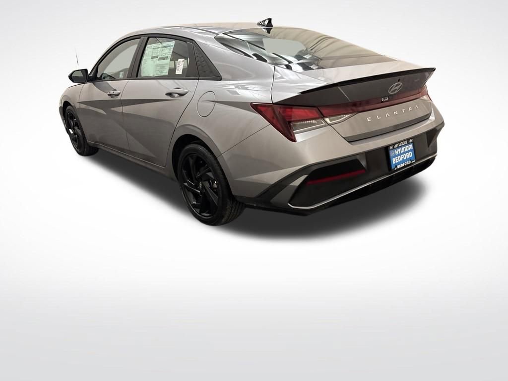 Certified 2026 Hyundai Elantra Sport FWD image 8