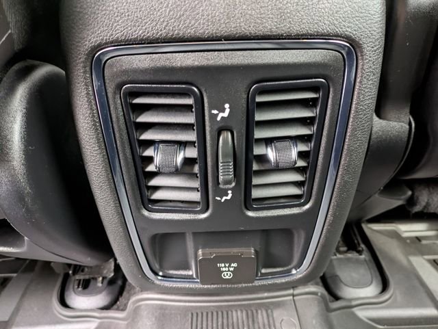 Used 2021 Jeep Grand Cherokee Laredo X image 24