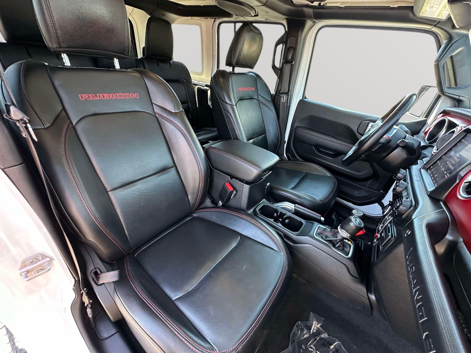Used 2021 Jeep Wrangler Unlimited Rubicon AWD/4WD image 23