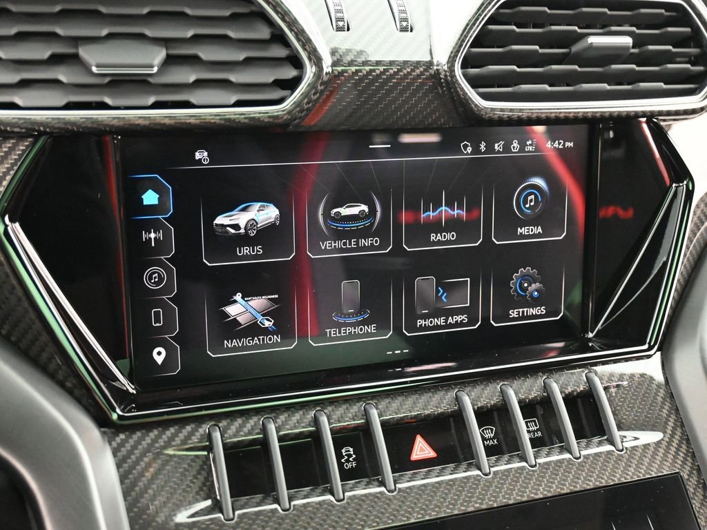 Used 2024 Lamborghini Urus Performante image 22