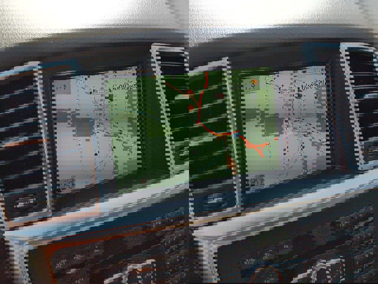 Used 2015 Mercedes-Benz ML 350 4MATIC image 21