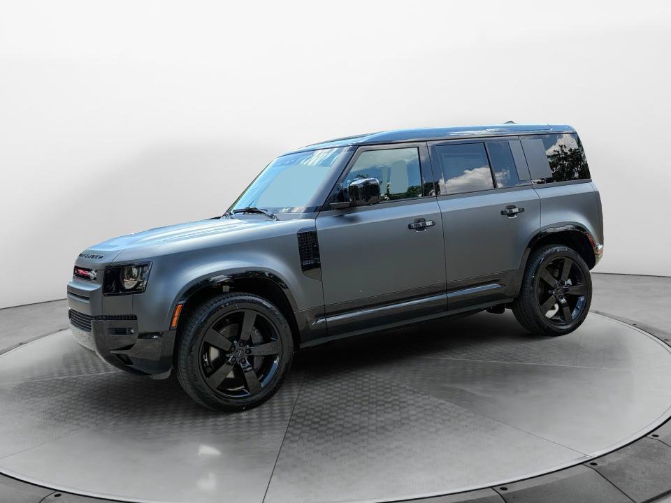 New 2026 Land Rover Defender 110 X-Dynamic SE AWD/4WD image 1