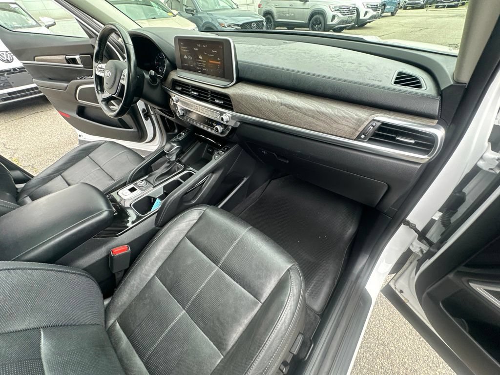 Used 2020 Kia Telluride EX w/ EX Premium Package AWD/4WD image 34