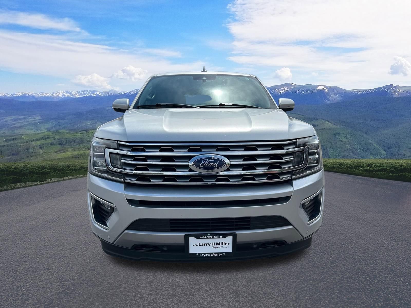 Used 2018 Ford Expedition Limited w/ Equipment Group 301A AWD/4WD image 9