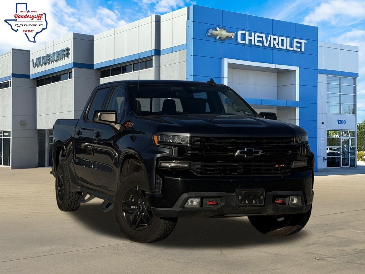 Used 2021 Chevrolet Silverado 1500 LT Trail Boss w/ Convenience Package II