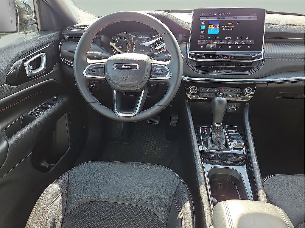 Used 2024 Jeep Compass Trailhawk image 20