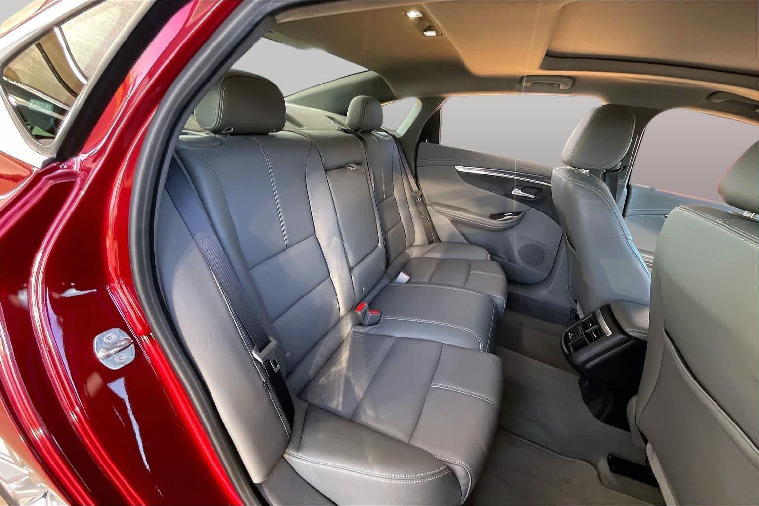 Used 2018 Chevrolet Impala LT w/ Sunroof and Spoiler Package FWD image 20
