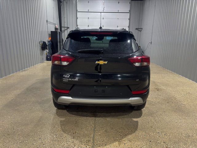 Used 2024 Chevrolet TrailBlazer LT w/ Driver Confidence Package image 4
