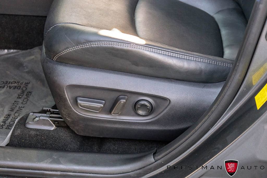 Used 2023 Toyota RAV4 Limited image 24