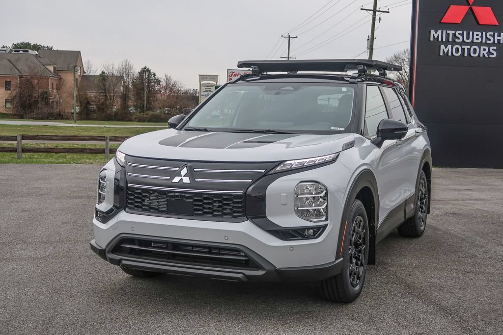 New 2026 Mitsubishi Outlander AWD image 4