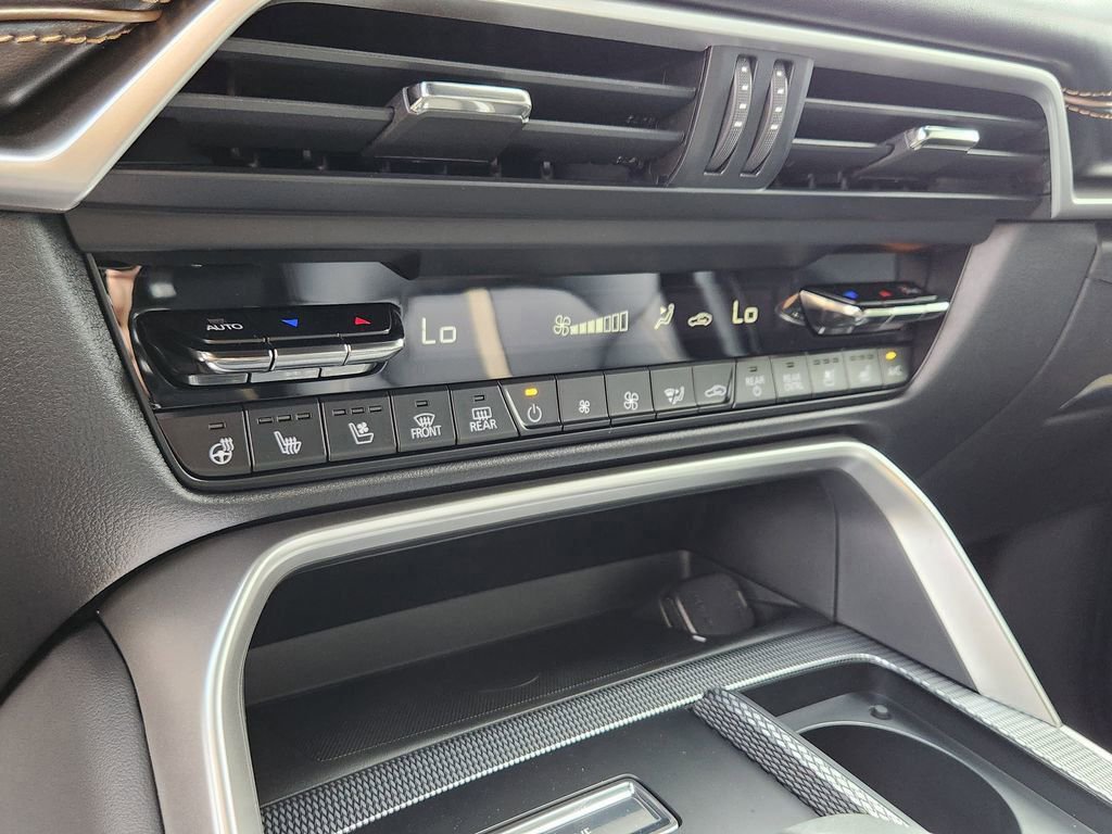 New 2025 MAZDA CX-90 Plug-In Hybrid w/ Premium Plus image 16