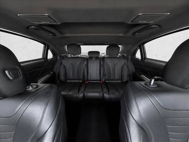 Used 2020 Mercedes-Benz S 560 Sedan image 21