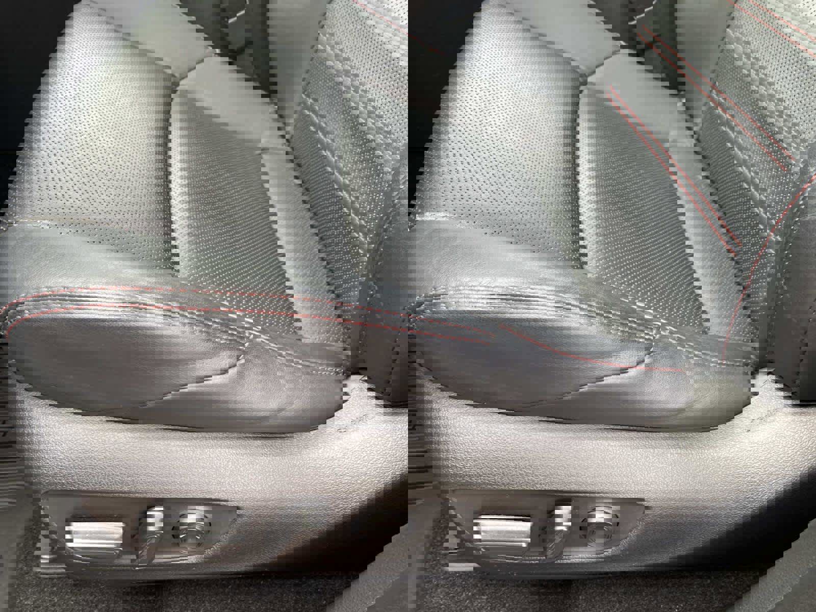 Used 2022 Toyota RAV4 XSE image 27