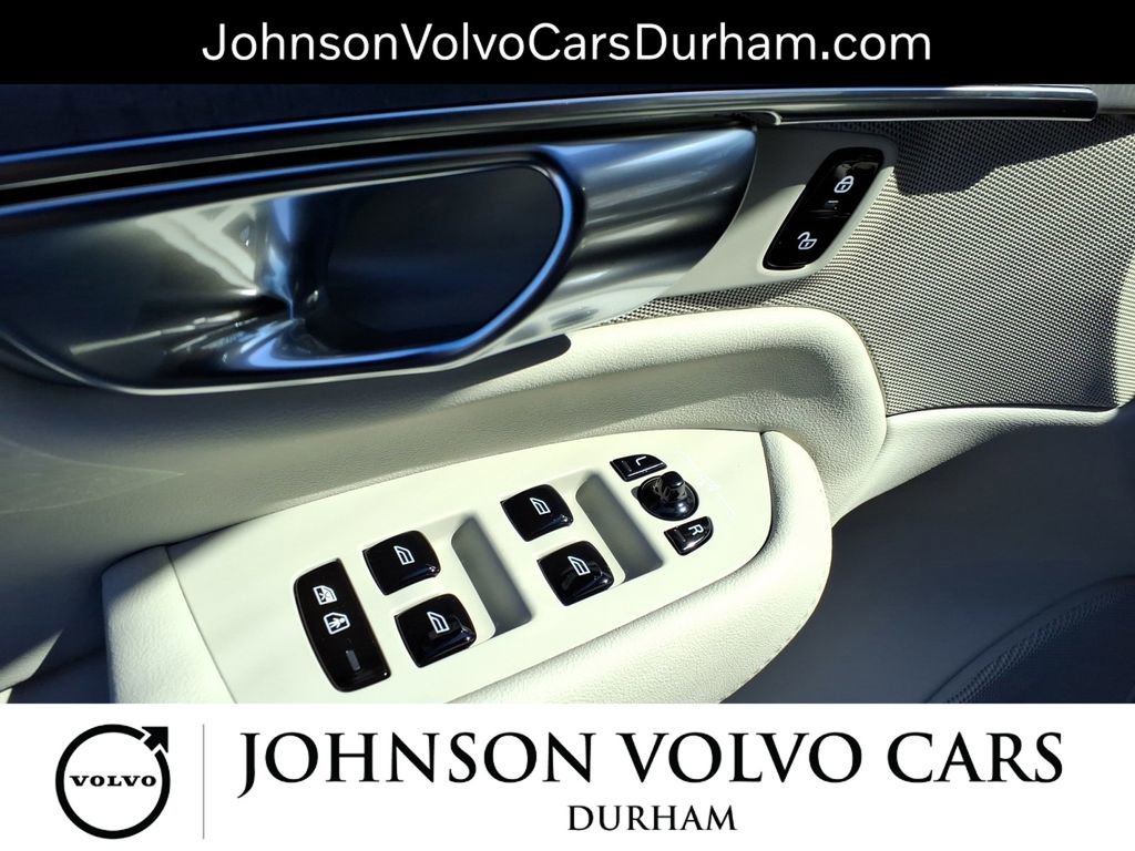New 2026 Volvo XC90 B5 Ultra w/ Protection Package Premier AWD/4WD image 11