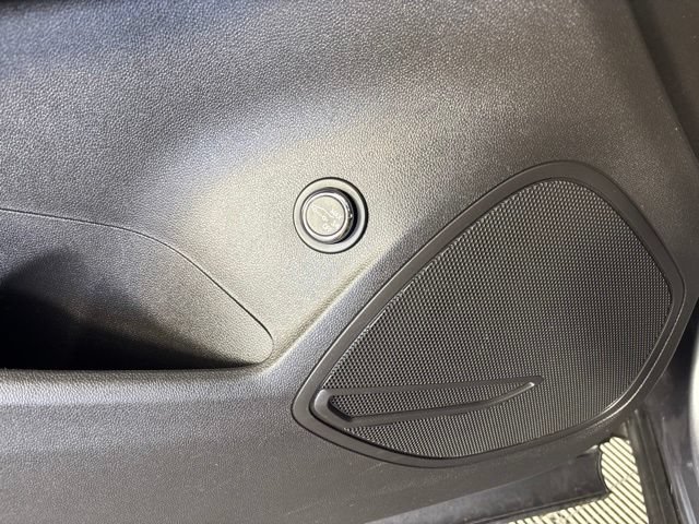 Used 2021 Buick Envision Preferred AWD/4WD image 16