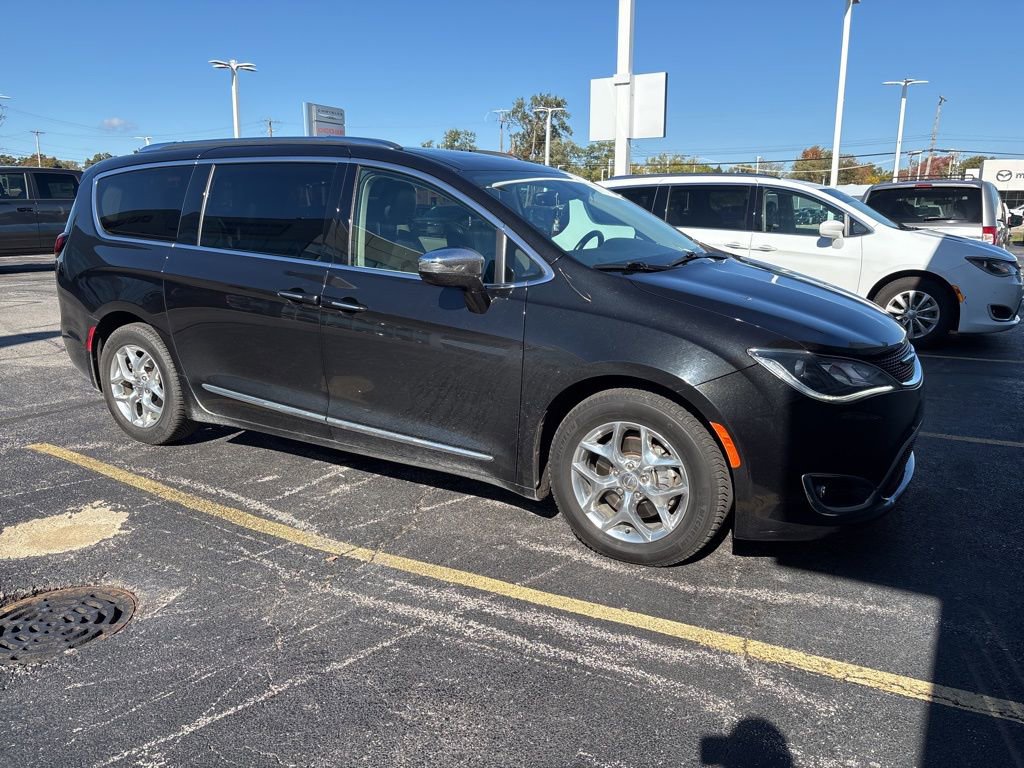 Certified 2019 Chrysler Pacifica Limited
