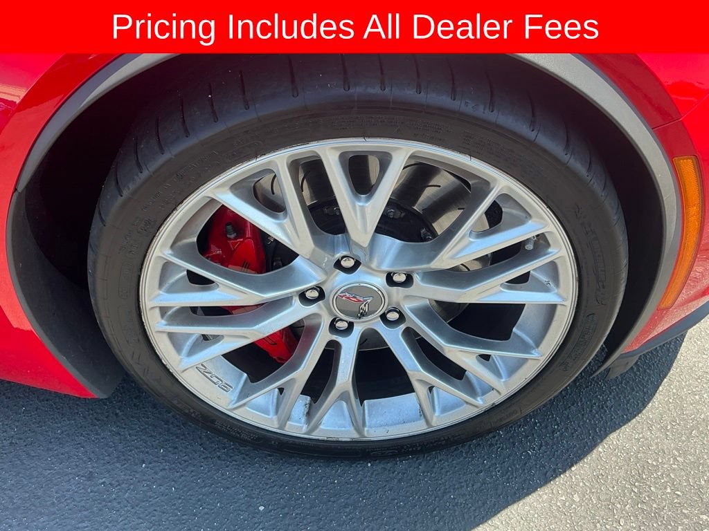 Used 2015 Chevrolet Corvette Z06 w/ 2LZ Preferred Equipment Group RWD image 18